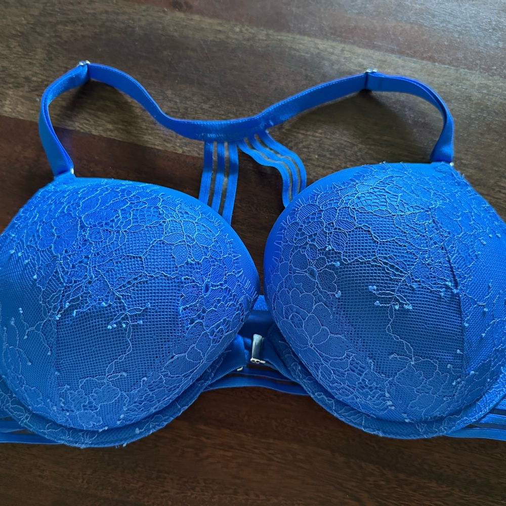 Victoria's Secret Blue Lace Push-Up Bra